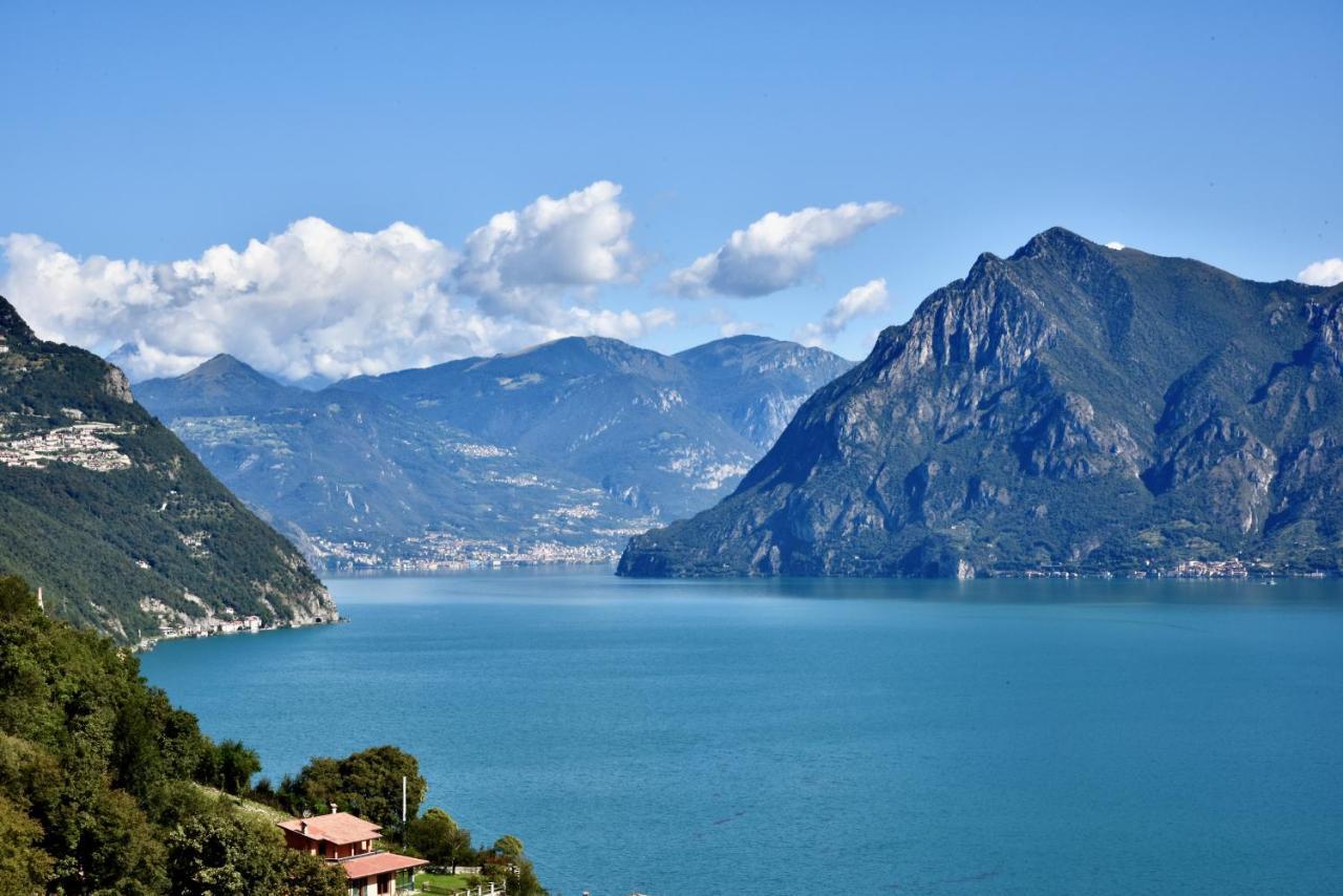 Italian Vacation Homes - La Petite Maison Du Lac Tavernola Bergamasca Buitenkant foto