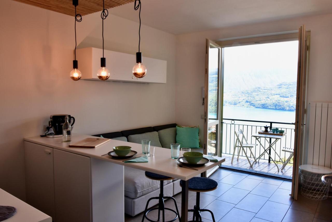 Italian Vacation Homes - La Petite Maison Du Lac Tavernola Bergamasca Buitenkant foto